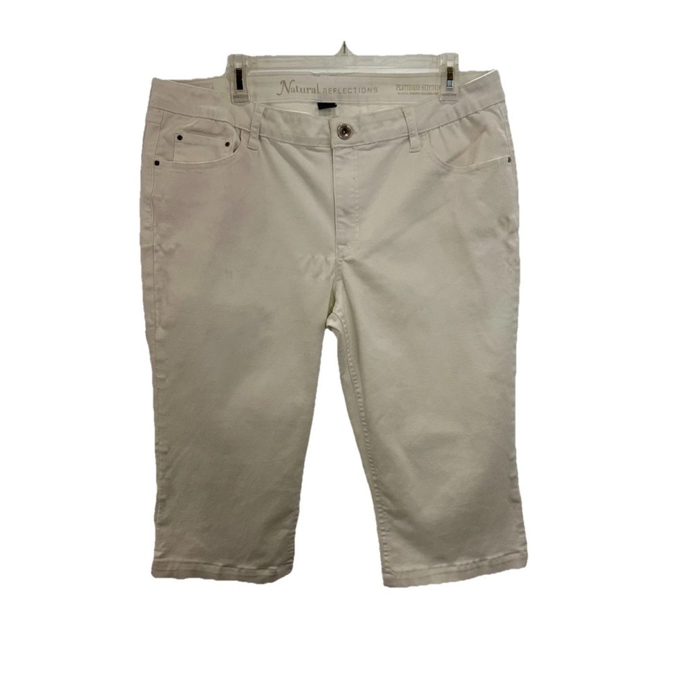 Natural Reflections White Capri Pants